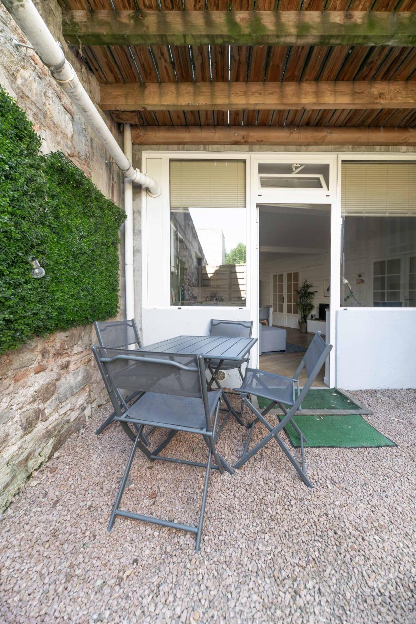 Le Celestin - Appartement 2 Chambres Avec Jardin En Centre Ville Vichy Exterior photo
